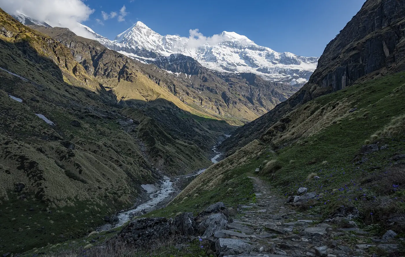 Himalayan peaks in Chamoli, Uttarakhand